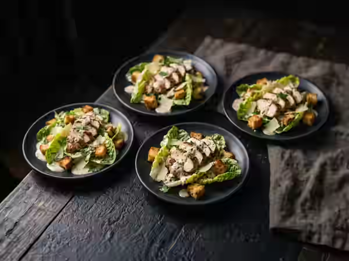 Цезарь с курицей